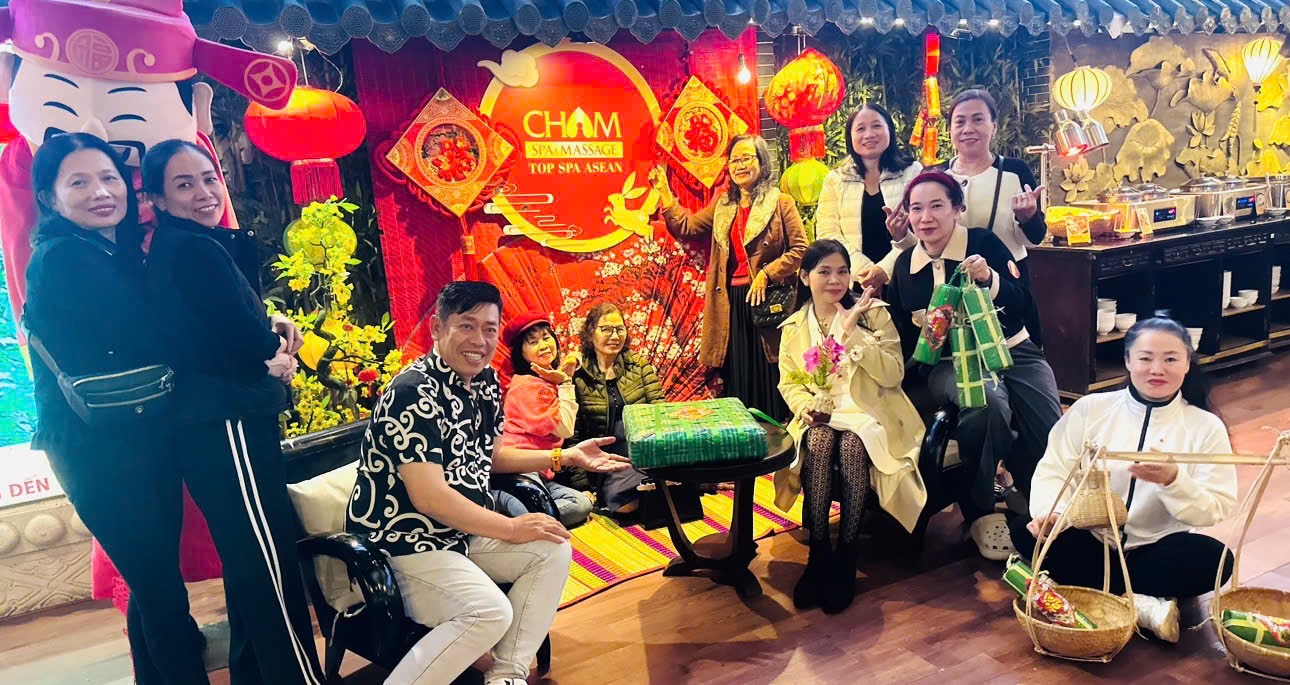 Đội ngũ Sutygon - Team bonding và làm việc 1