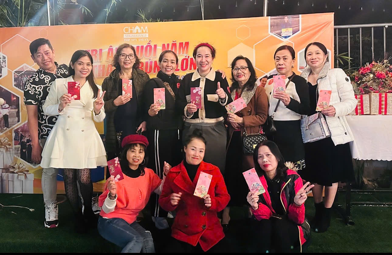 Đội ngũ Sutygon - Team bonding và làm việc 3